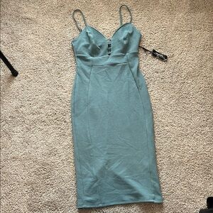Haute Monde Seafoam Green Midi Dress